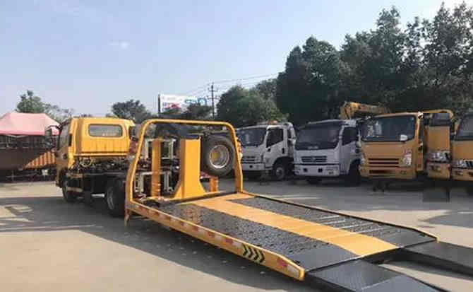 盐边汽车中途维修案例
